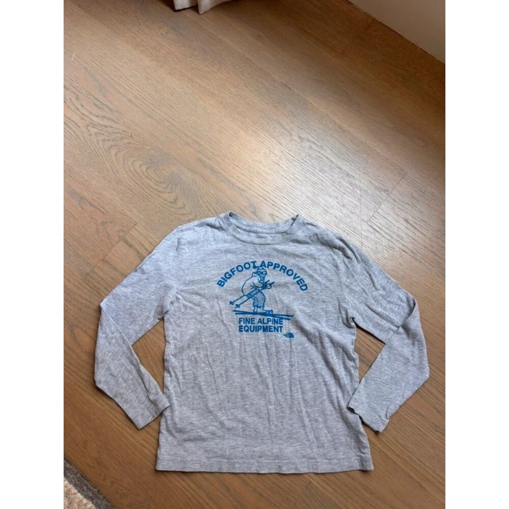 The North Face Long Sleeve Youth Shirt Yeti Skiing small 7-8
